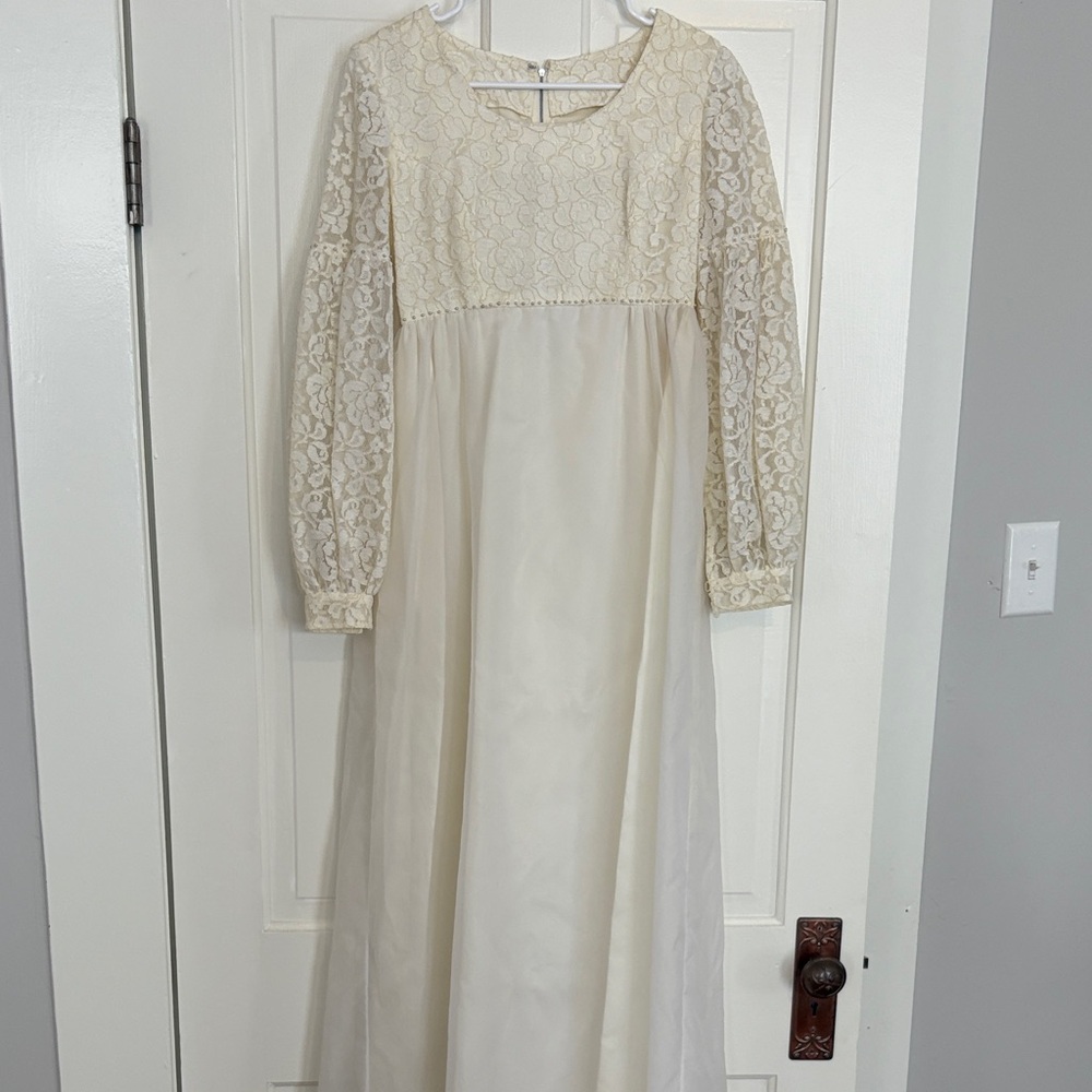 Vintage‎ 1970s Wedding Dress Size Unclear